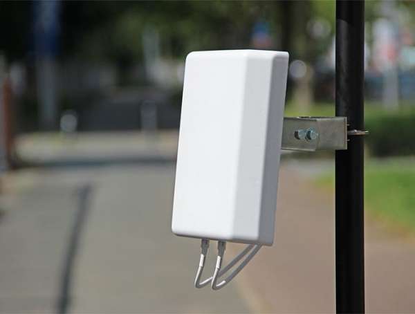 LTE Antenne geeignet für WLAN LTE UMTS GSM Bluetooth ZigBee MIMO SMA Wand- oder Mastmontage