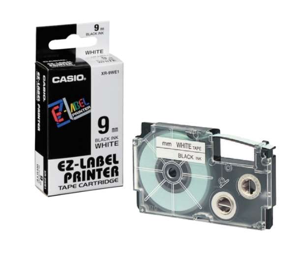 Schriftband 9mm Farbband Casio XR-9WE Schwarz auf weissem Hintergrund
